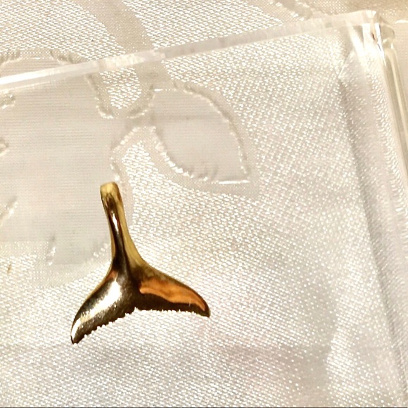 14k Gold Whales Tale Polished Pendent Necklace Custom Made on Maui Preowned - Picture 9 of 15